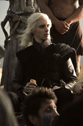 GameOfThrones_EpisodeStills_1x01_WinterIsComing_0015