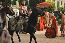 GameOfThrones_EpisodeStills_1x01_WinterIsComing_0039