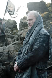 GameOfThrones_EpisodeStills_2x03_WhatIsDeadMayNeverDie_0013