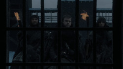 extant_GameOfThrones_1x01-WinterIsComing_0001