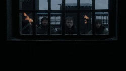 extant_GameOfThrones_1x01-WinterIsComing_0011