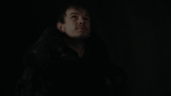 extant_GameOfThrones_1x01-WinterIsComing_0038