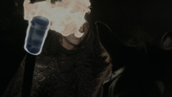 extant_GameOfThrones_1x01-WinterIsComing_0045