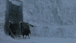 extant_GameOfThrones_1x01-WinterIsComing_0066