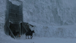 extant_GameOfThrones_1x01-WinterIsComing_0067