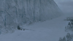 extant_GameOfThrones_1x01-WinterIsComing_0075