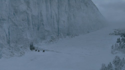 extant_GameOfThrones_1x01-WinterIsComing_0078