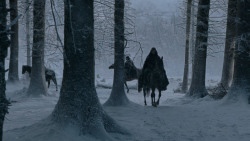 extant_GameOfThrones_1x01-WinterIsComing_0097