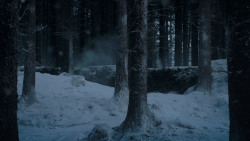 extant_GameOfThrones_1x01-WinterIsComing_0141