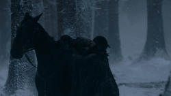 extant_GameOfThrones_1x01-WinterIsComing_0148