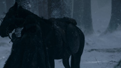 extant_GameOfThrones_1x01-WinterIsComing_0151