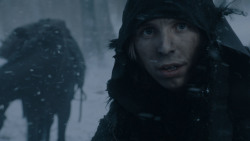 extant_GameOfThrones_1x01-WinterIsComing_0171