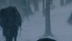 extant_GameOfThrones_1x01-WinterIsComing_0179