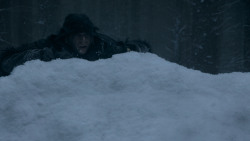 extant_GameOfThrones_1x01-WinterIsComing_0195