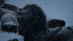 extant_GameOfThrones_1x01-WinterIsComing_0204