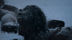 extant_GameOfThrones_1x01-WinterIsComing_0205