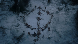 extant_GameOfThrones_1x01-WinterIsComing_0243