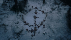 extant_GameOfThrones_1x01-WinterIsComing_0245