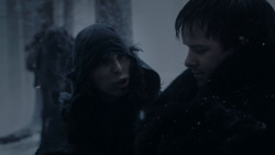 extant_GameOfThrones_1x01-WinterIsComing_0300