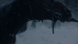 extant_GameOfThrones_1x01-WinterIsComing_0350
