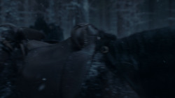 extant_GameOfThrones_1x01-WinterIsComing_0352