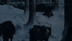extant_GameOfThrones_1x01-WinterIsComing_0407
