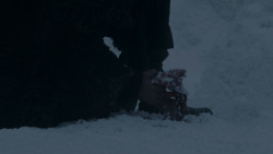 extant_GameOfThrones_1x01-WinterIsComing_0448