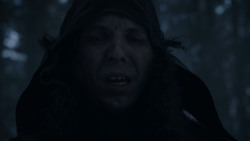 extant_GameOfThrones_1x01-WinterIsComing_0572