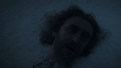 extant_GameOfThrones_1x01-WinterIsComing_0573