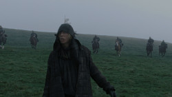 extant_GameOfThrones_1x01-WinterIsComing_0610
