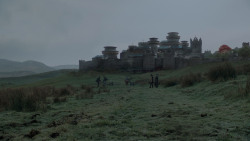 extant_GameOfThrones_1x01-WinterIsComing_0637