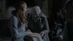 extant_GameOfThrones_1x01-WinterIsComing_0668