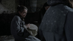 extant_GameOfThrones_1x01-WinterIsComing_0681