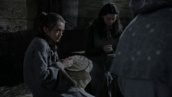 extant_GameOfThrones_1x01-WinterIsComing_0682