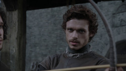 extant_GameOfThrones_1x01-WinterIsComing_0736