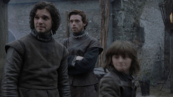 extant_GameOfThrones_1x01-WinterIsComing_0751