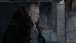 extant_GameOfThrones_1x01-WinterIsComing_0799