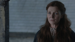 extant_GameOfThrones_1x01-WinterIsComing_0816