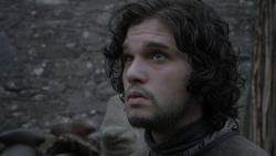 extant_GameOfThrones_1x01-WinterIsComing_0836