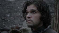 extant_GameOfThrones_1x01-WinterIsComing_0837