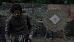 extant_GameOfThrones_1x01-WinterIsComing_0840