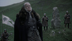 extant_GameOfThrones_1x01-WinterIsComing_0901