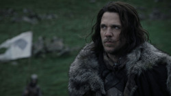 extant_GameOfThrones_1x01-WinterIsComing_0902