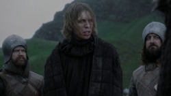 extant_GameOfThrones_1x01-WinterIsComing_0905