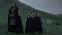 extant_GameOfThrones_1x01-WinterIsComing_0932