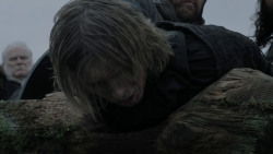 extant_GameOfThrones_1x01-WinterIsComing_0939
