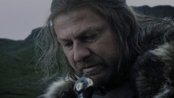 extant_GameOfThrones_1x01-WinterIsComing_0969
