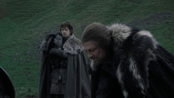 extant_GameOfThrones_1x01-WinterIsComing_0986