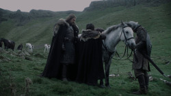 extant_GameOfThrones_1x01-WinterIsComing_1035