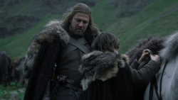 extant_GameOfThrones_1x01-WinterIsComing_1041